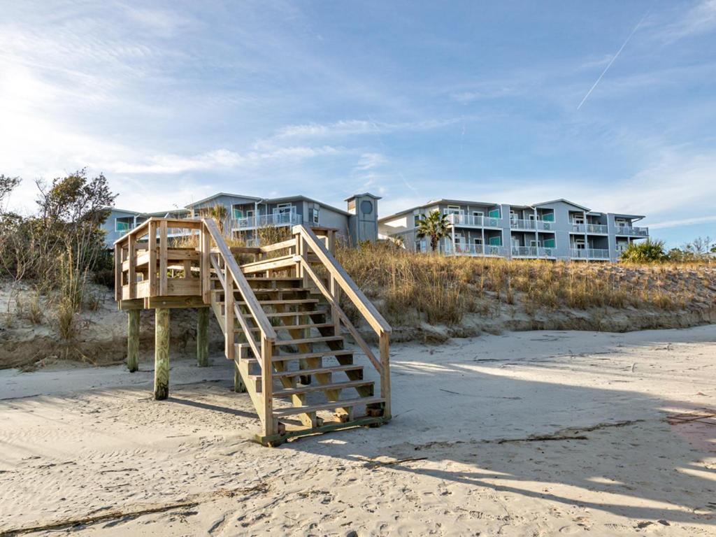 Beach Racquet A210 Apartment Tybee Island Bagian luar foto